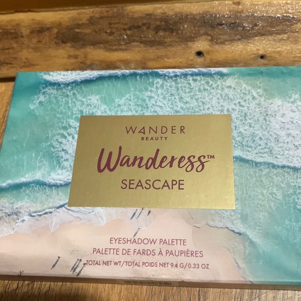 Wander Beauty eyeshadow palette